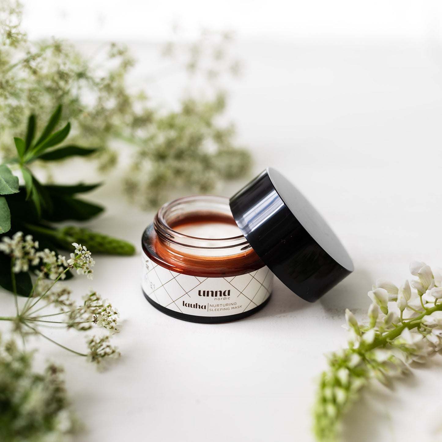 Unna Nordic LAUHA Nurturing Sleeping Mask yönaamio 50ml