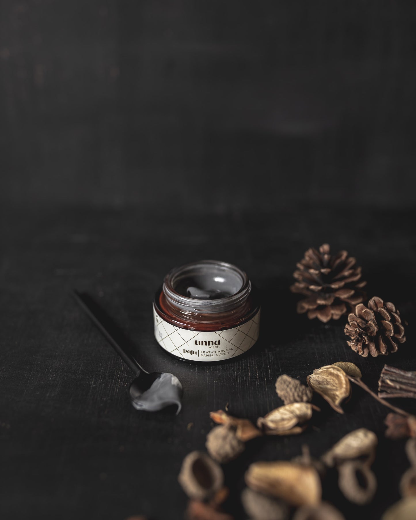 Unna Nordic PAJU Peat-Charcoal Bambu Scrub kuorinta 50ml